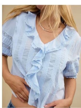 Aerie Short Sleeve Ruffle Blouse  NWOT Size XS
